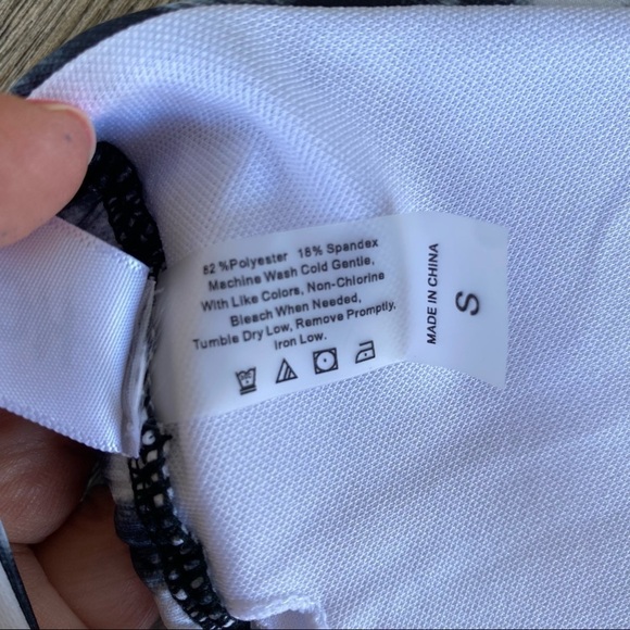 Hobolux Maddie Munson Ta Die For Hobokini String Bikini Small Blk Wht Tie Dye - Picture 5 of 11